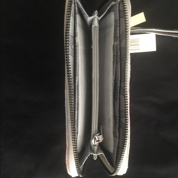 Aimee Kestenberg Dhena Wristlet Wallet Multi - Picture 7 of 9